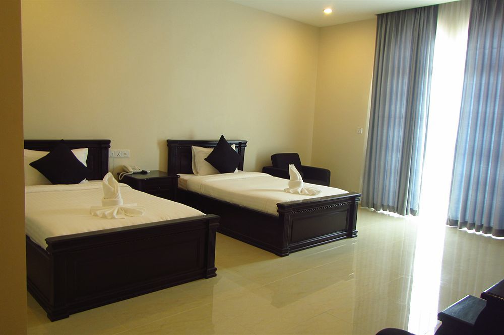 Hotel Ofuro Phnom Penh Esterno foto